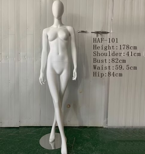 Custom Fiberglass Female Display Mannequin